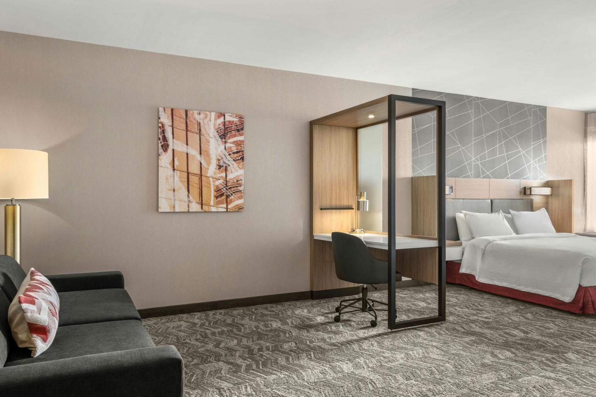 Springhill Suites By Marriott Menomonee Falls Exterior foto